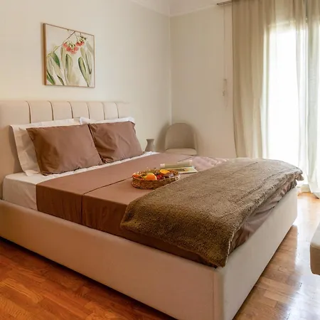 Spacious 3br With A Balcony